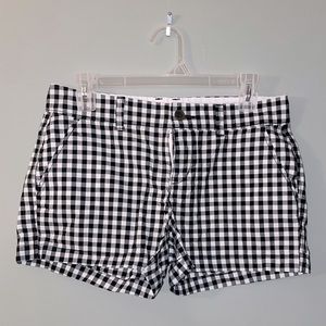 3/$27 Old Navy Black and White Checkered Shorts Size 2